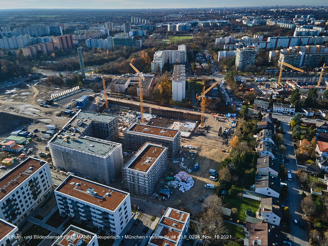 19.11.2021 - Luftbilder von der Baustelle Alexisquartier und Pandion Verde in Neuperlach